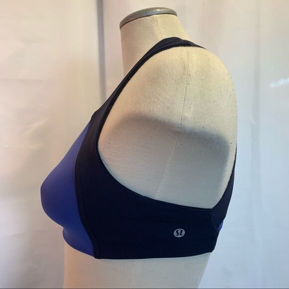 Lululemon blue black sports bra size 4 - Picture 4 of 5